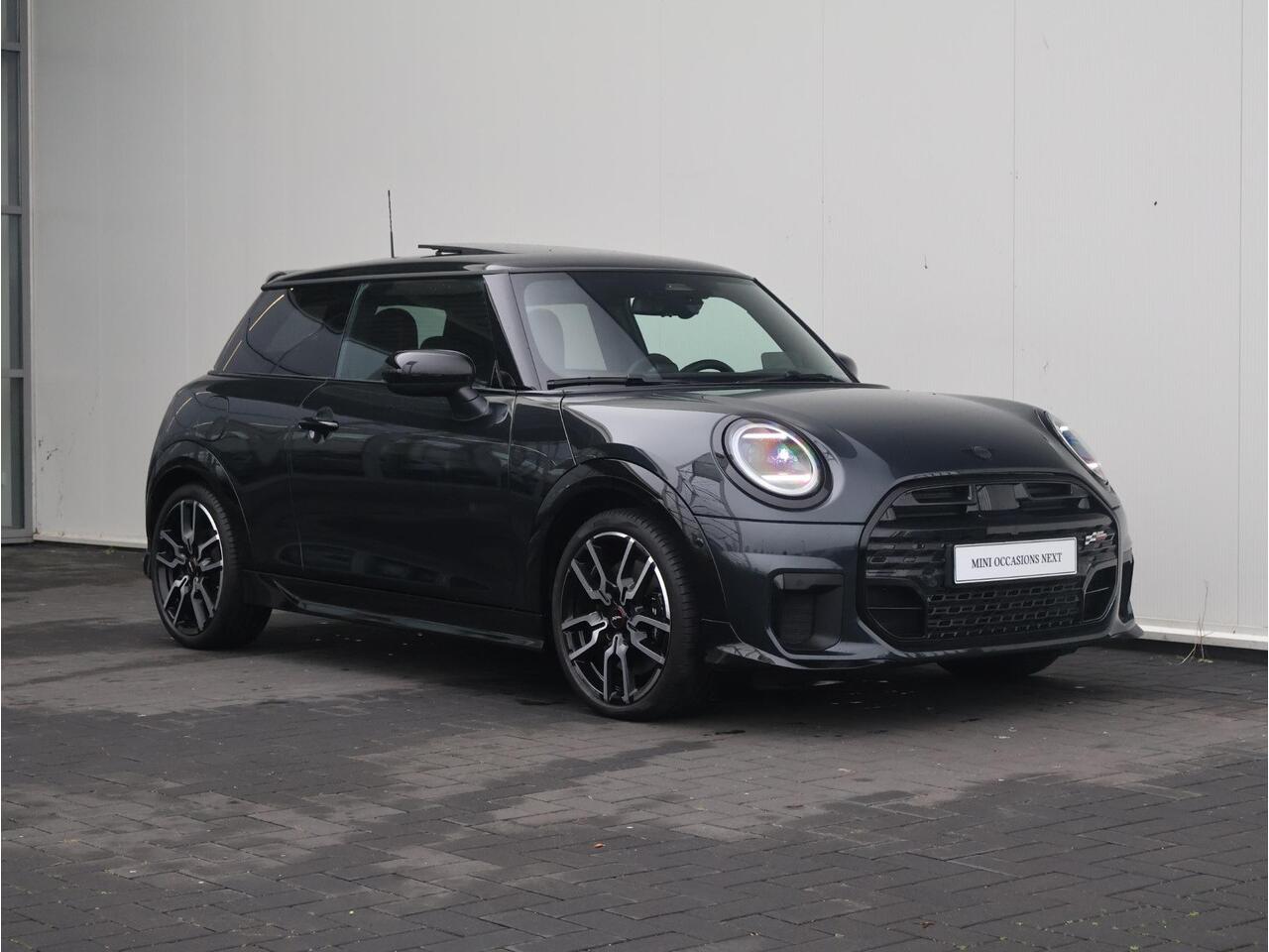 Mini COOPER S Mini 2.0 John Cooper Works M Stuurwiel verwarmd/ Comfort Access/ panoramadak/ Stoelverwarming/ Head-Up/ 18" LMV