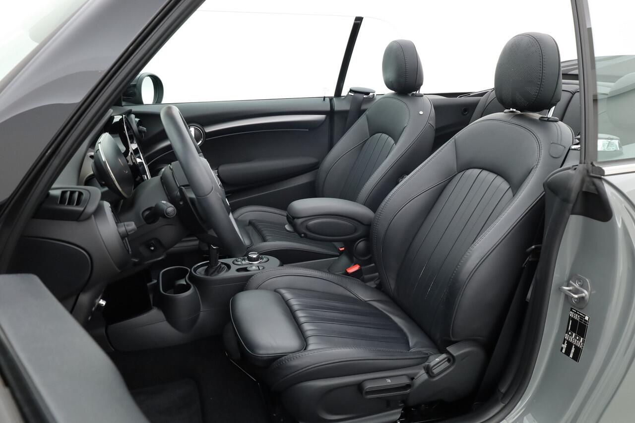 Mini COOPER S Mini Cabrio 2.0 John Cooper Works | Keyless | Adapt. Cruise | H&K | HUD | CarPlay | Stoel-Stuurverw.