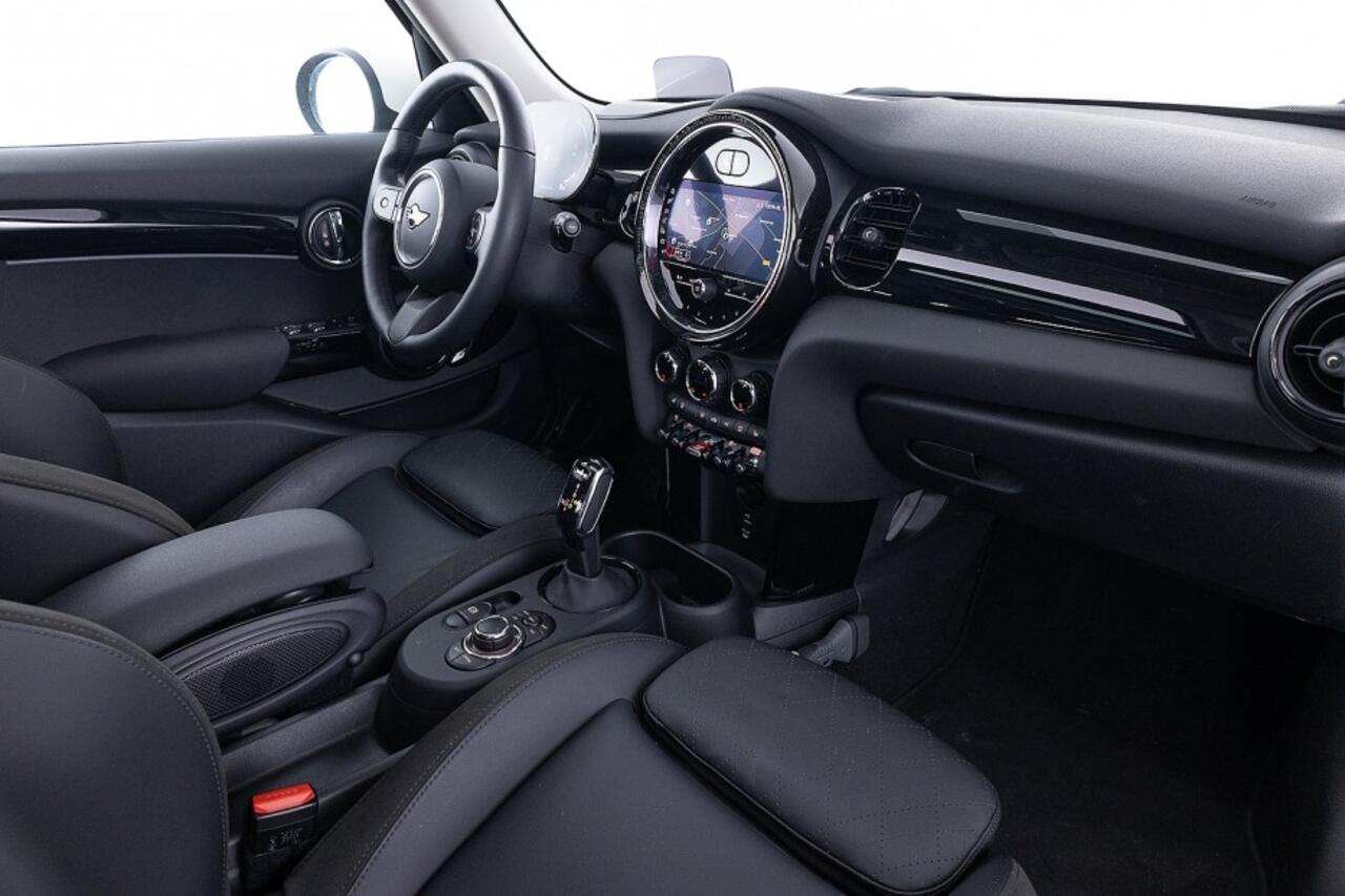 Mini COOPER S Mini 2.0 Classic 5-drs Automaat | PANORAMADAK | LEDER ? 1e Eigenaar