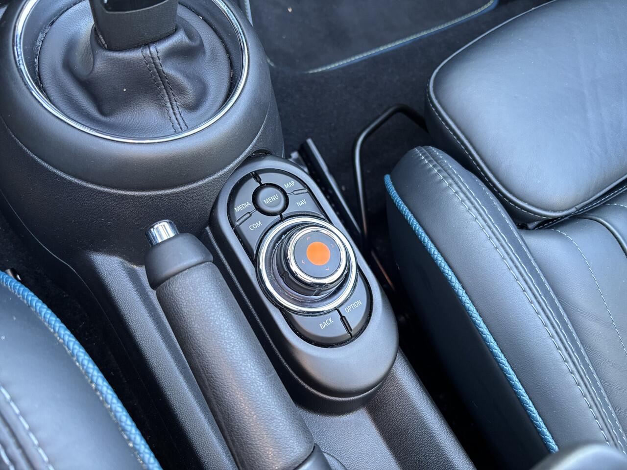 Mini COOPER S Mini Cabrio 2.0 Automaat Sidewalk Edition Carplay / Leder / Premium Sound