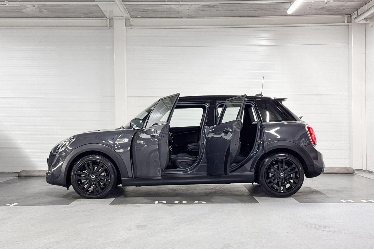 Mini COOPER S 5-deurs | Parkeersensoren achter | Comfort Access | Stoelverwarming | Apple Carplay