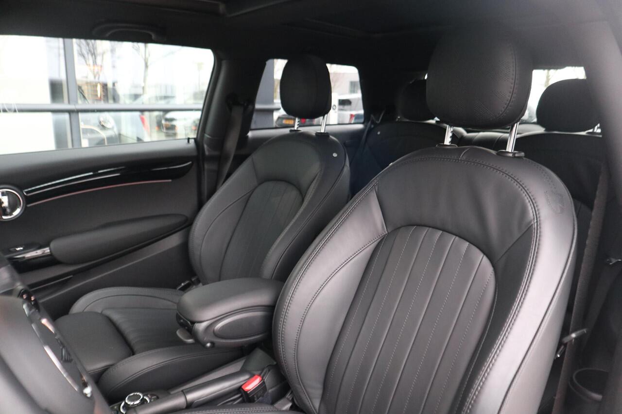 Mini COOPER S Rockingham GT Edition | Panorama Dak | Yours Leder | Achteruitrijcamera | Stuur -en Stoelverwarming