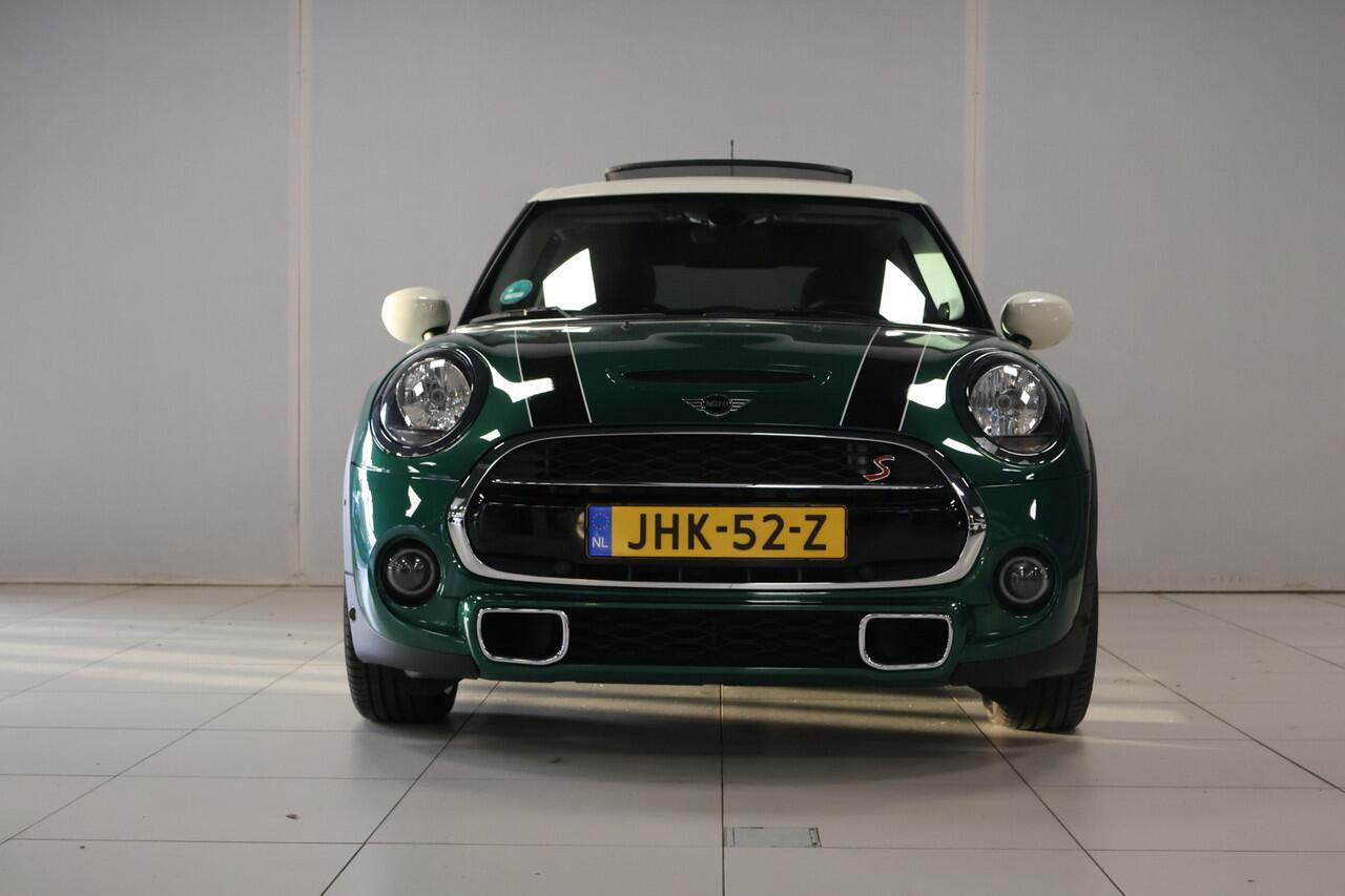 Mini COOPER S Mini 2.0 60 Years Edition | Panoramadak | Harman Kardon | Stoelverwarming | Leer .