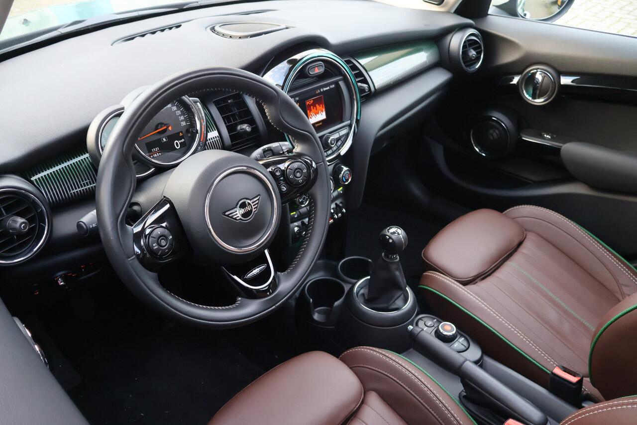 Mini COOPER S Mini 2.0 60 Years Edition | Panoramadak | Harman Kardon | Stoelverwarming | Leer .
