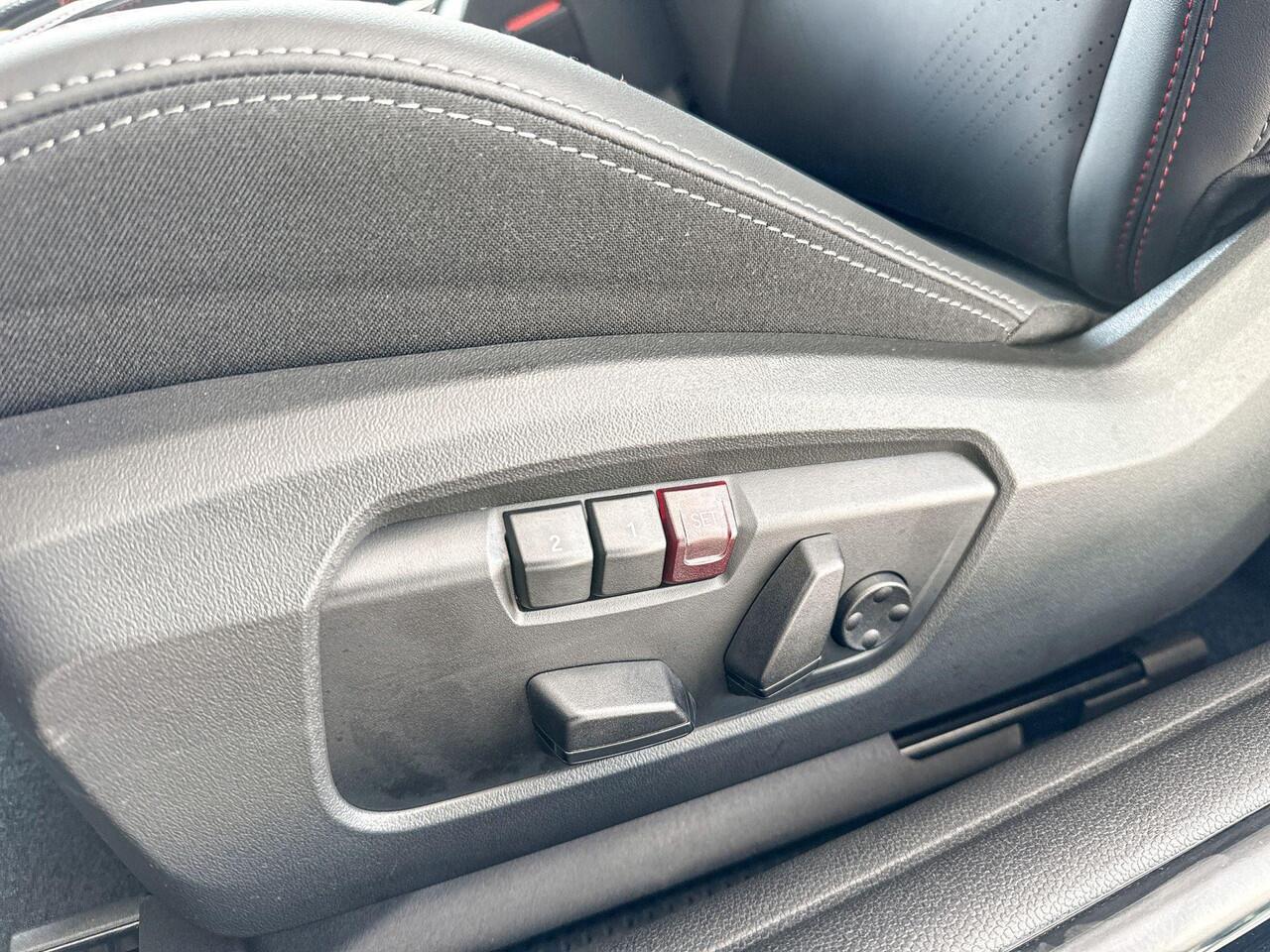 Mini COOPER S Cabrio 2.0 John Cooper Works XL | Selections