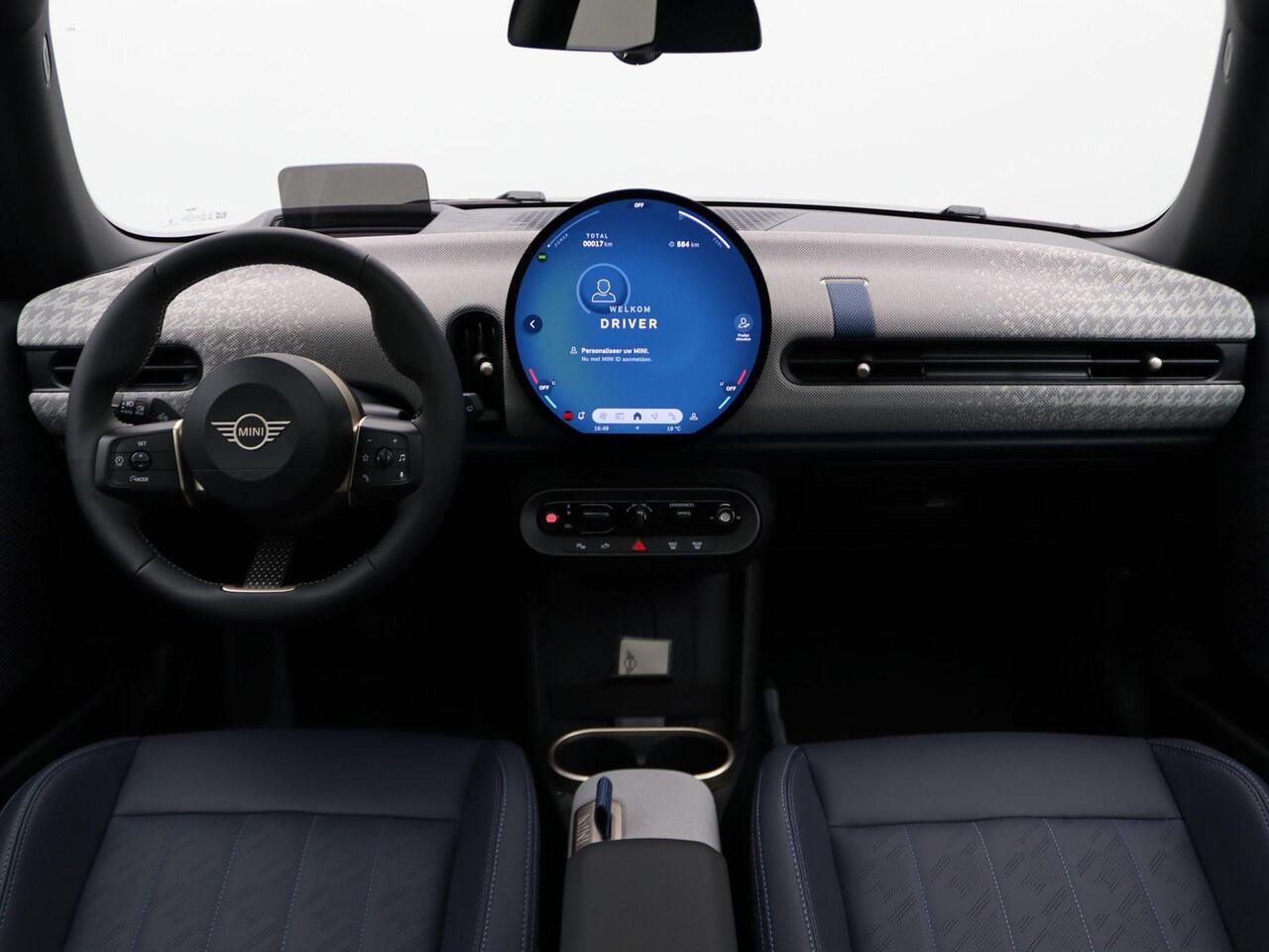 Mini COOPER S 3-Deurs Favoured Trim | Pakket M | Glazen Panoramadak | Stuur- en stoelverwarming | Comfort Access | Head-Up Display | 18" Night Flash LM