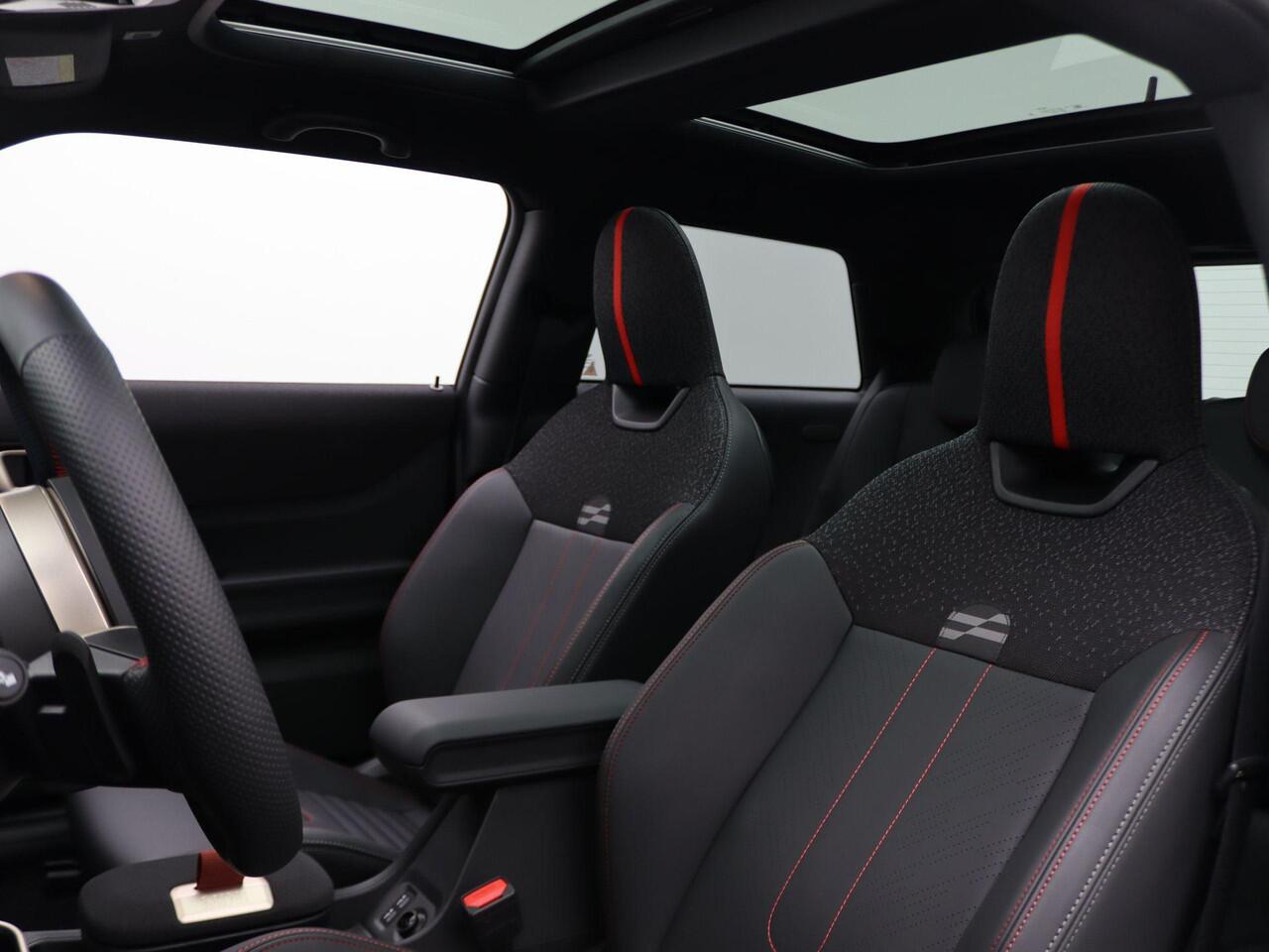 Mini COOPER S 3-deurs John Cooper Works XL