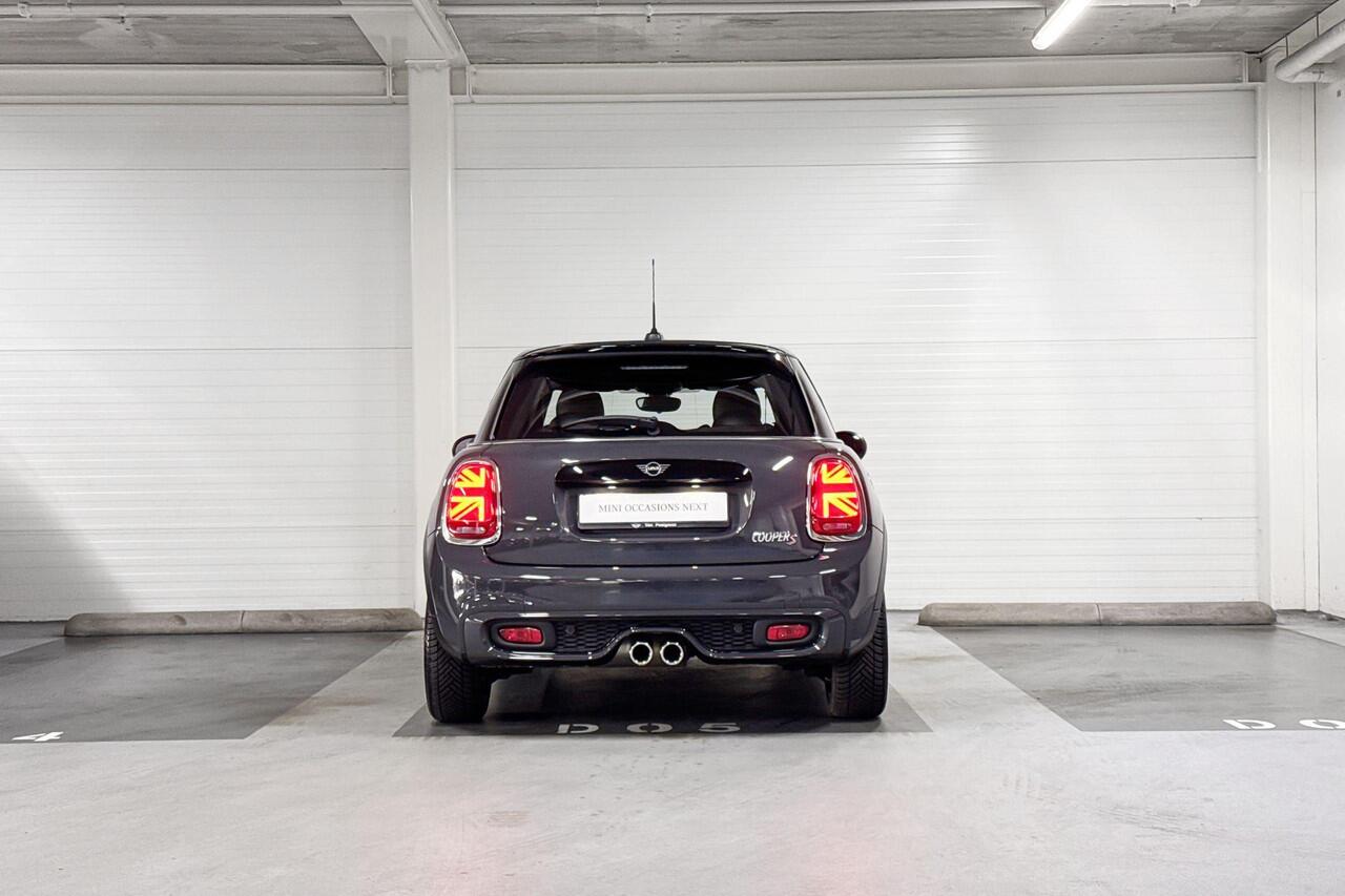 Mini COOPER S 5-deurs | Parkeersensoren achter | Comfort Access | Stoelverwarming | Apple Carplay