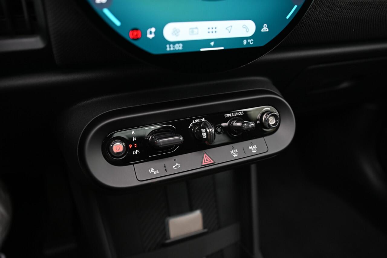 Mini COOPER S Hatchback Automaat / JCW / Pakket XL / 18 inch JCW Lap Spoke 2-tone