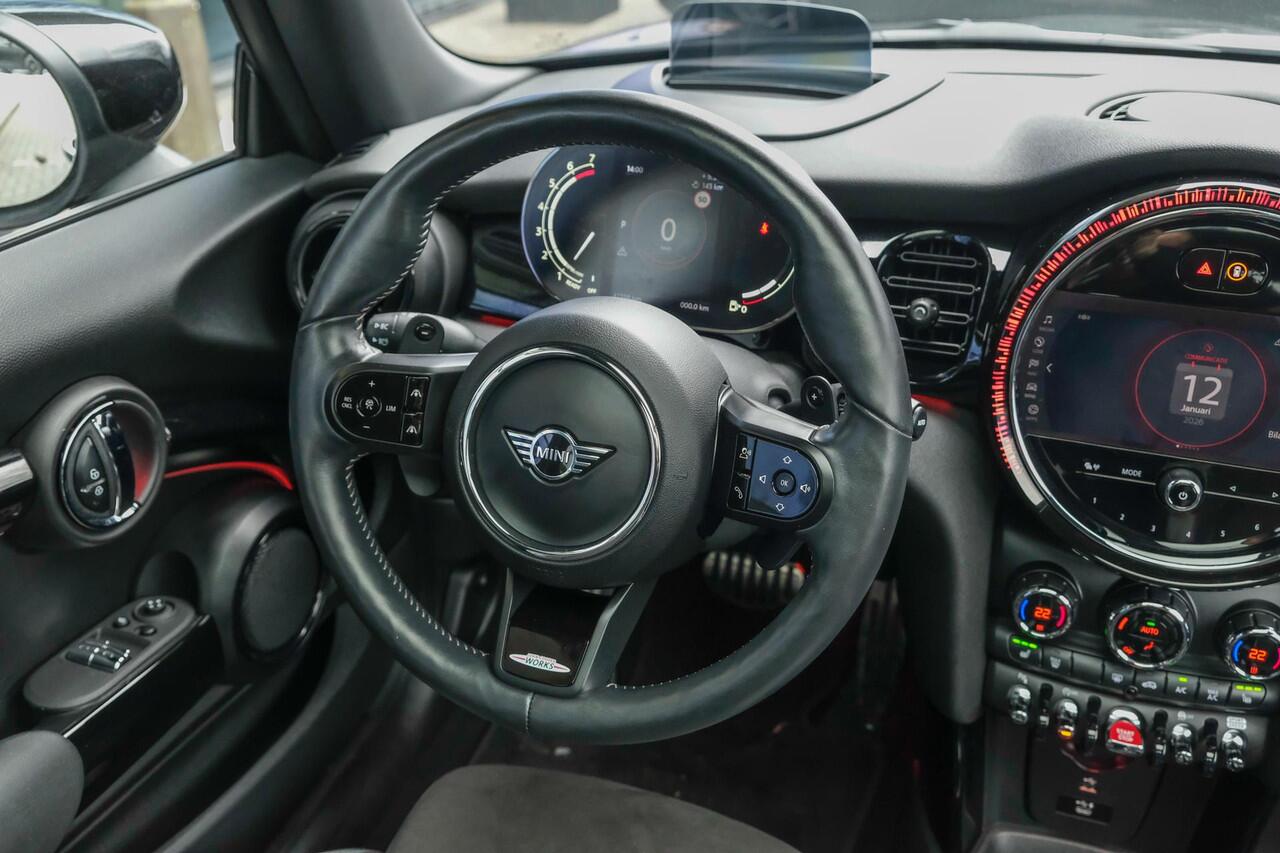 Mini COOPER S Mini 2.0 John Cooper Works JCW Panoramadak Black edition Schaalstoelen NLauto BOMVOL!!