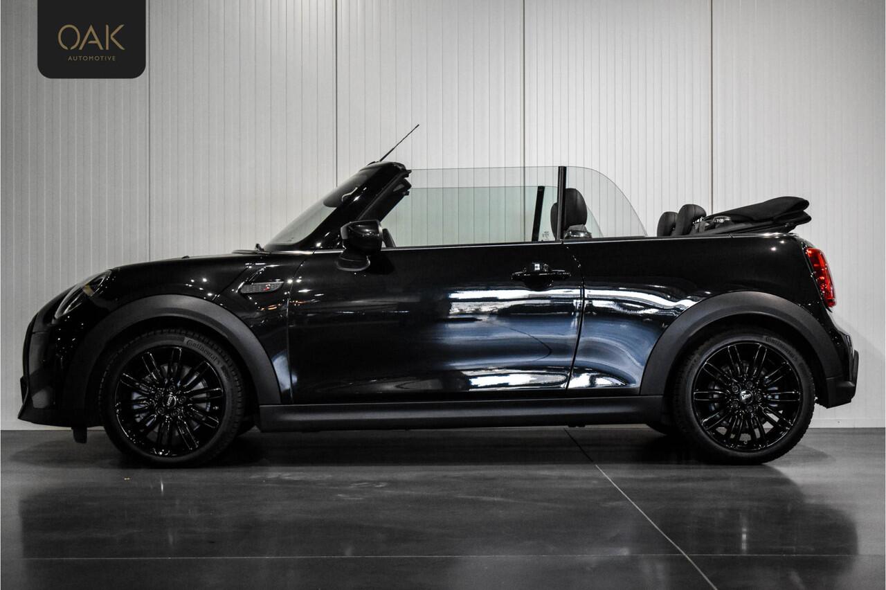 Mini COOPER S Mini Cabrio 2.0 F1 Aut. | Navigatie | Half Leder | LED | 17"LM | Piano Black | Midnight Zwart