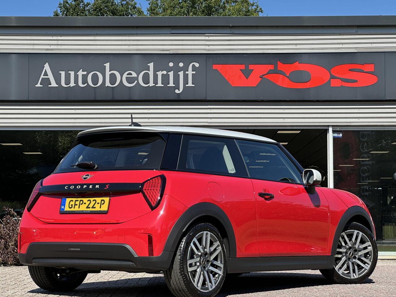 Mini COOPER S Mini 2.0 Classic XS 204 pk | Camera | Stuurverwarming | Nw model