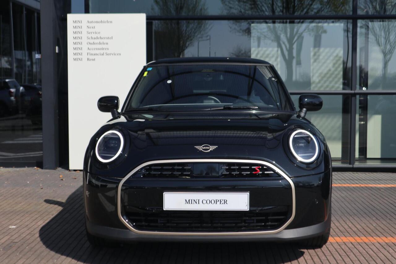 Mini COOPER S 3-deurs | Favoured Trim + Pakket M