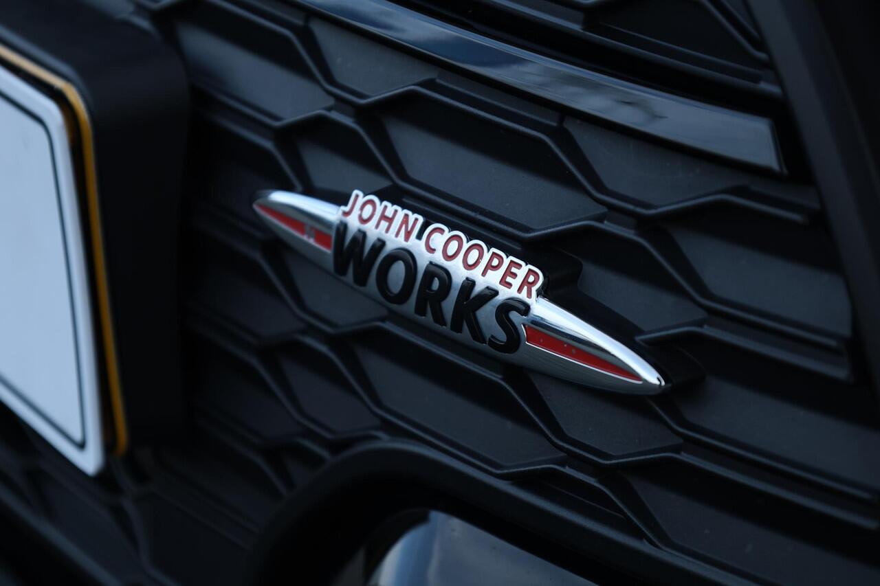 Mini COOPER S Mini 2.0 Rockingham GT Edition Stuurwiel verwarmd/ Comfort Access/ Achteruitrijcamera/ Stoelverwarming/ Panoramadak/ Sportstoelen