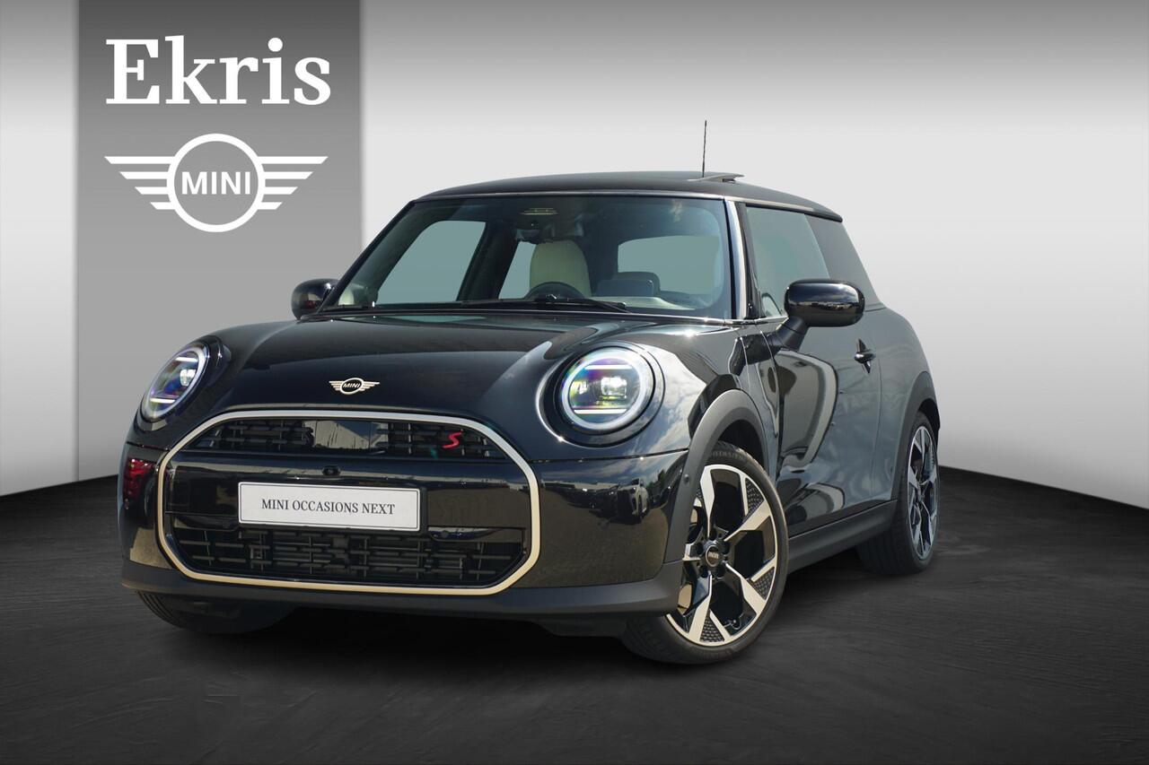 Mini COOPER S | Favoured Uitvoering | Pakket XL | Harman Kardon | Driving Assistant Professional | Head-Up Display | Stoel & Stuurverwarming | Panoramadak