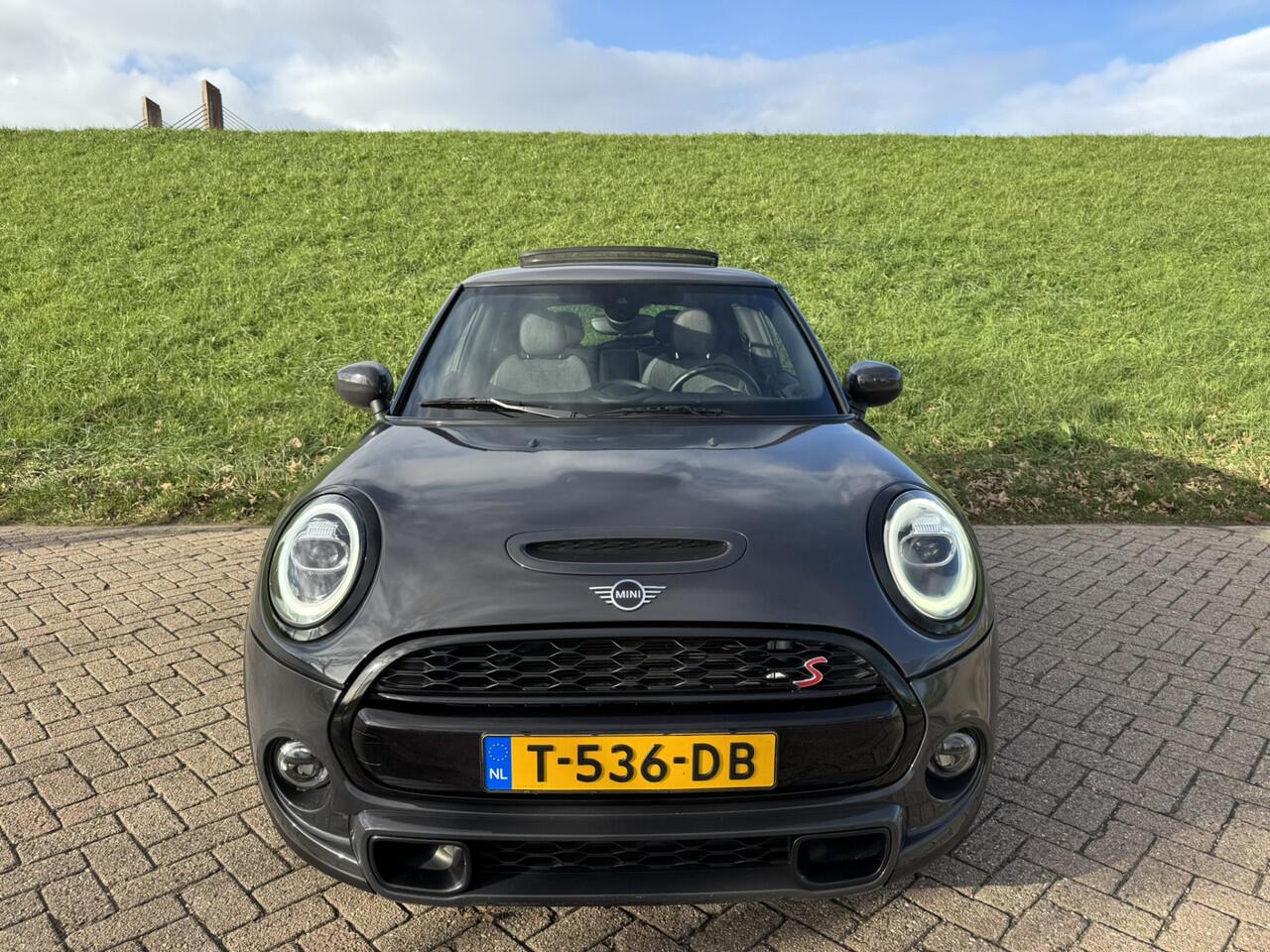 Mini COOPER S Mini 2.0 Chili Greenwich | Pano | Camera | Apple Carplay