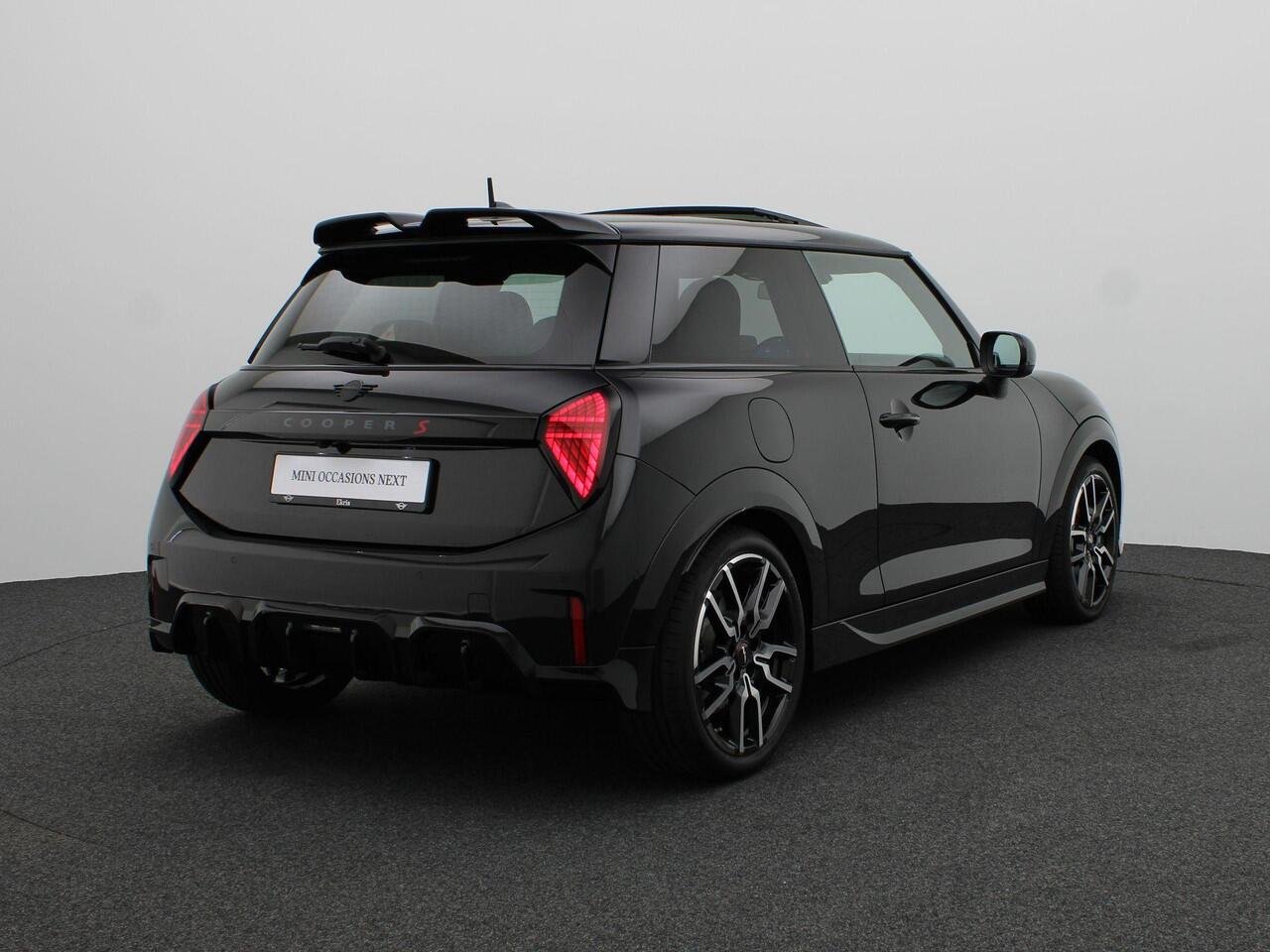 Mini COOPER S 3-deurs John Cooper Works XL