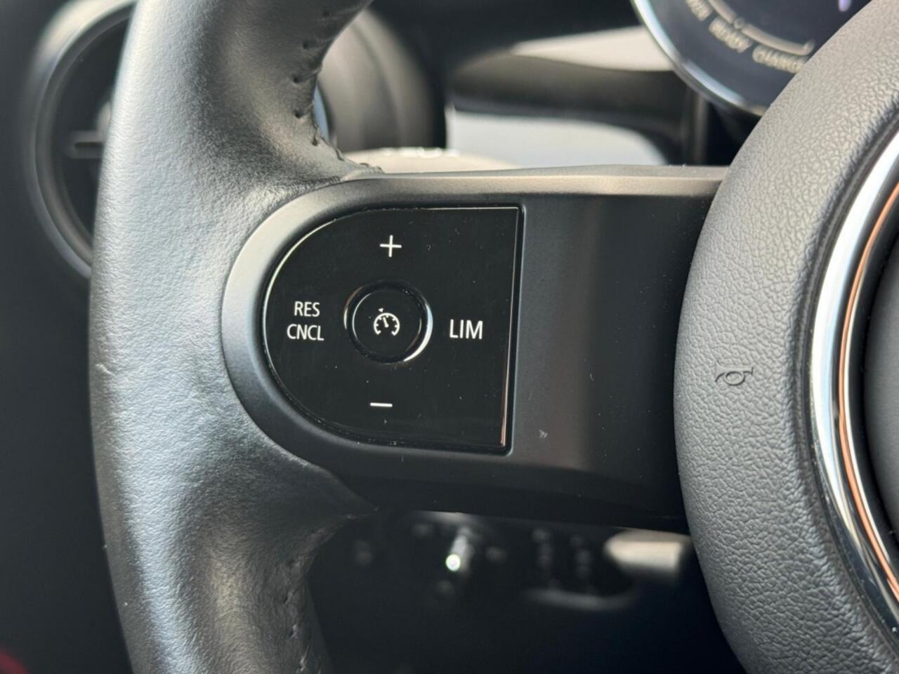 Mini COOPER Mini Black Edition S | Matrix LED | Warmtepomp | Navi