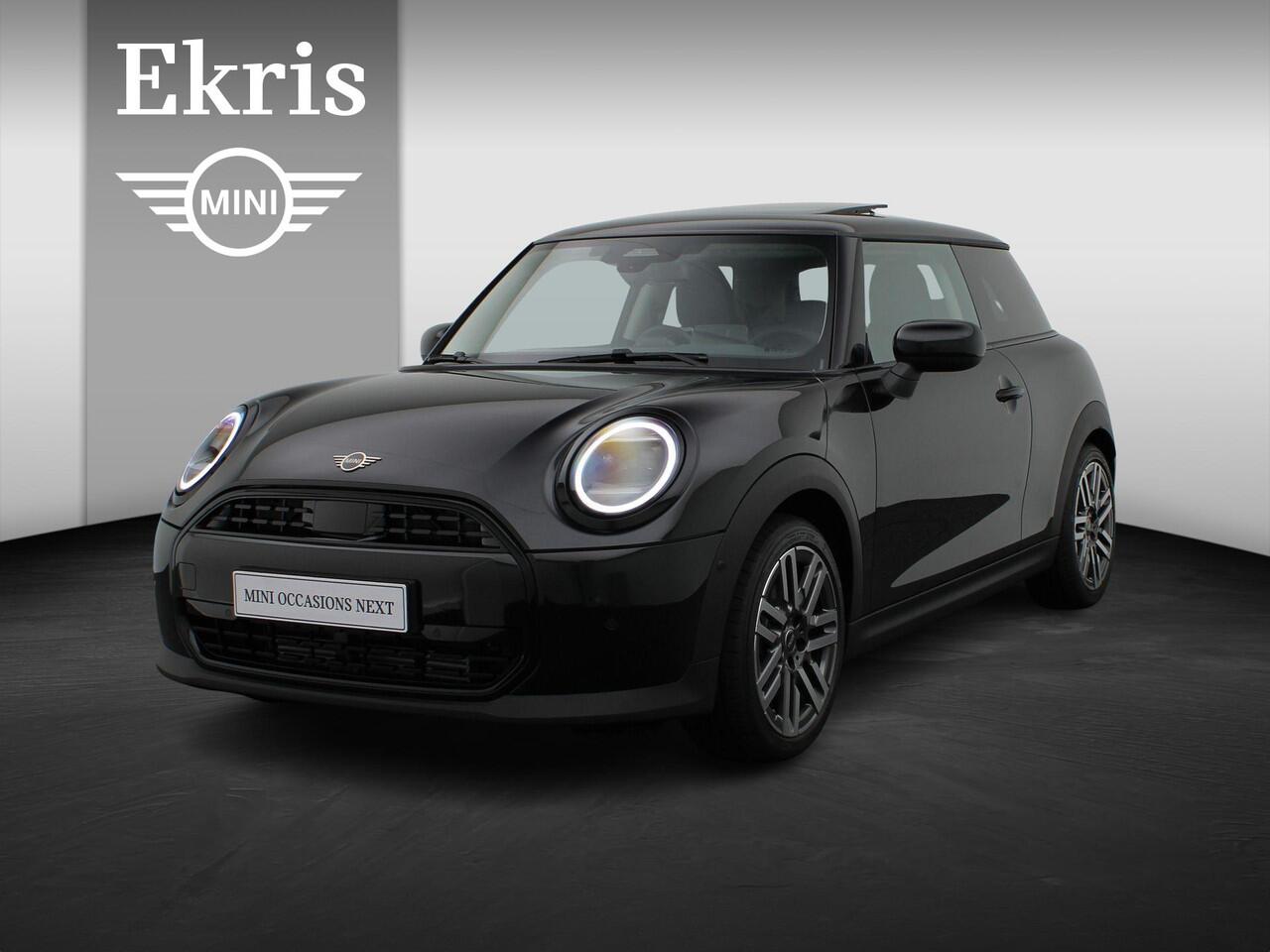mini-cooper-mini-1.5-c-blackyard