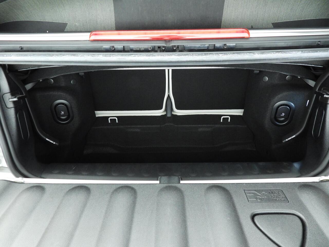 Mini COOPER Cabrio Automaat / Sportstoelen / Leder / Stoelverwarming / PDC / Cruise / Alu wielen 17 inch