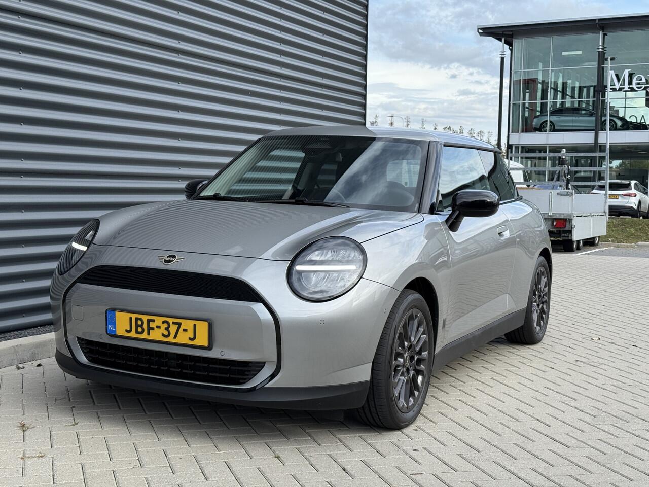 Mini COOPER Mini E Essential 40.7 kWh