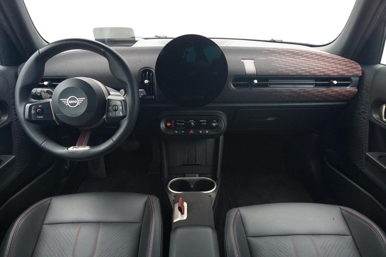 Mini COOPER 5-deurs | John Cooper Works Trim | Pakket M | Panoramadak | Head-Up Display | Driving Assistant | Comfort Access