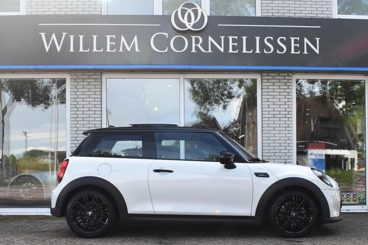 Mini COOPER Mini 1.5 Aut. Camden Pano Leder Camera Nav