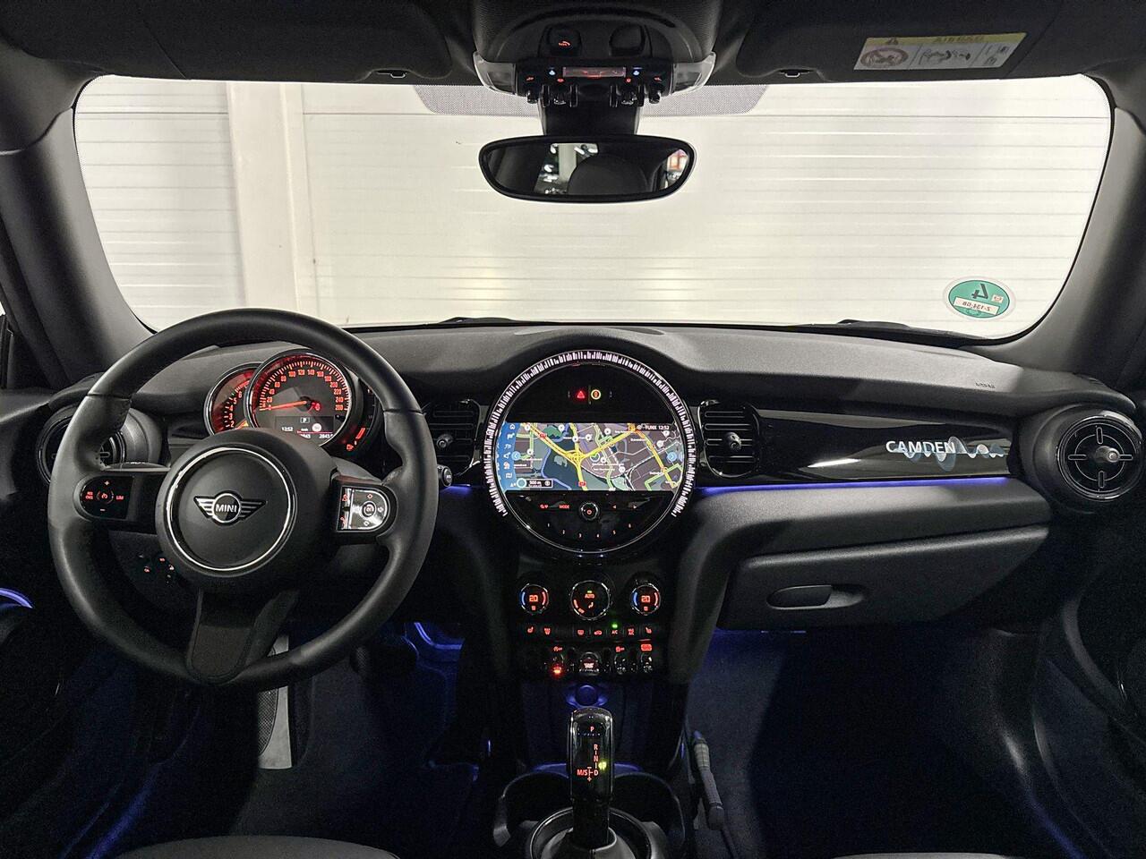 Mini COOPER 3-deurs Camden Edition | Stoelverwarming | Achteruitrijcamera | Apple Carplay | Selections