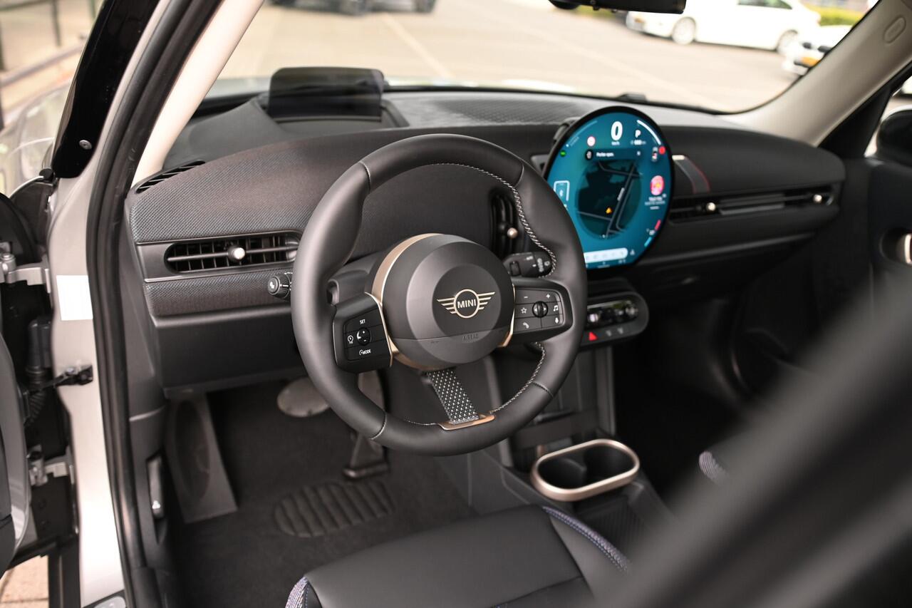 Mini COOPER Hatchback C Automaat / Classic / Pakket S / 17 inch U-Spoke grey