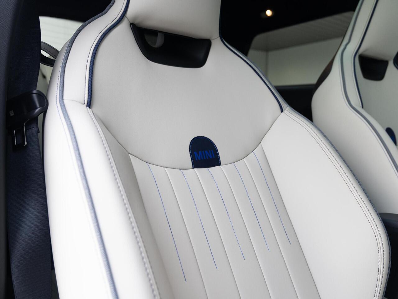 Mini COOPER 3-deurs E Favoured + L pakket