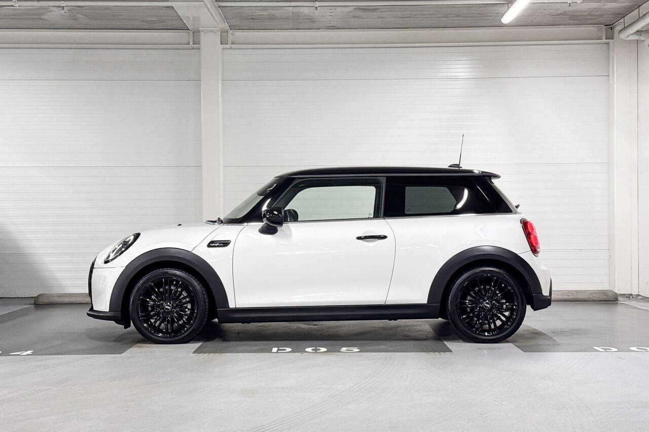 Mini COOPER 3-deurs Camden Edition | Stoelverwarming | Achteruitrijcamera | Apple Carplay | Selections