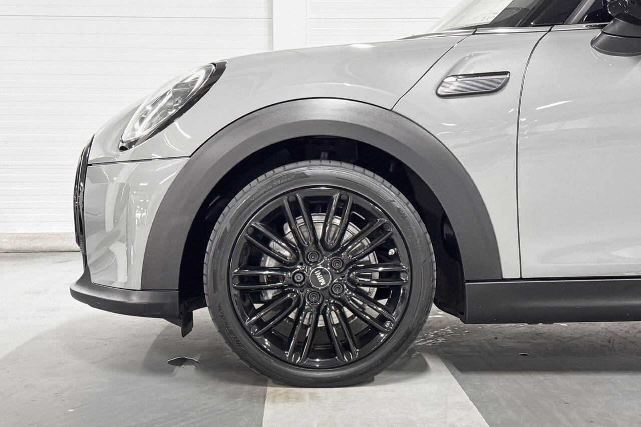 Mini COOPER 5-deurs 1.5 Classic