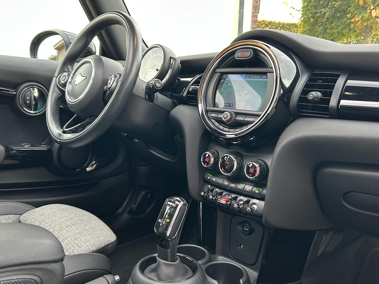 Mini COOPER Mini 1.5 136pk AUT. Chili Panorama Navi