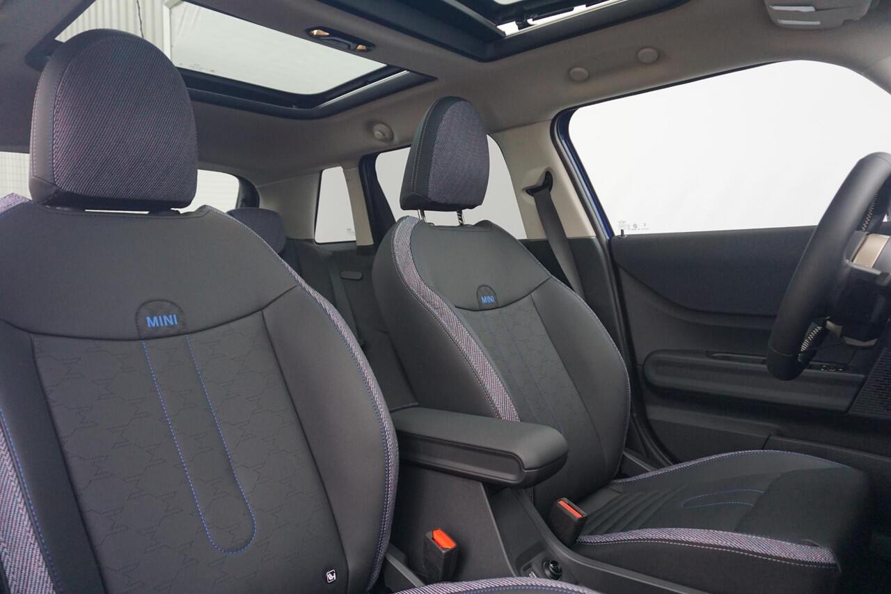 Mini COOPER 5-deurs C Classic uitvoering | Pakket M / 17'' LM Velgen