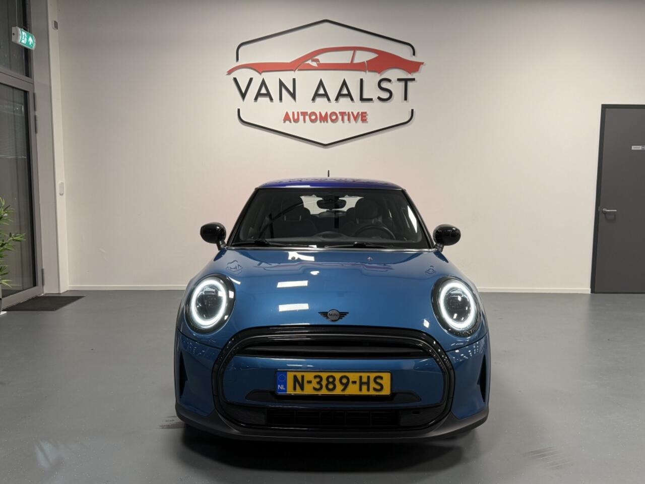 Mini COOPER Mini 1.5 Business Edition/ Automaat/ Led/ Navi/ Cruise