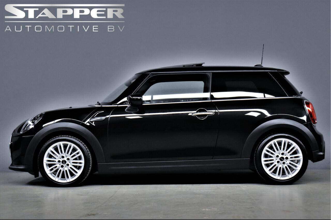 Mini COOPER Mini 1.5 MINI Yours Pano/Carplay/Navi/Led/Leer/Sportstoelen/Stoelverw./Pdc