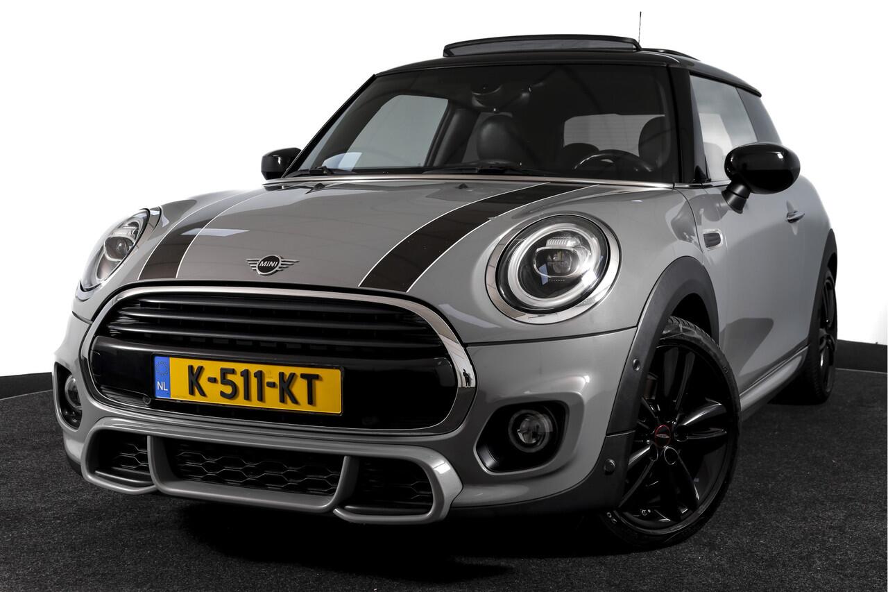 Mini COOPER Mini 1.5 Classic - Automaat Orig. NL | John Cooper Works Pakket | S/K Panodak | Dig.Cockpit | Cruise | PDC | Stoelverw. | ECC | NAV + App.Connect | LM 17" |