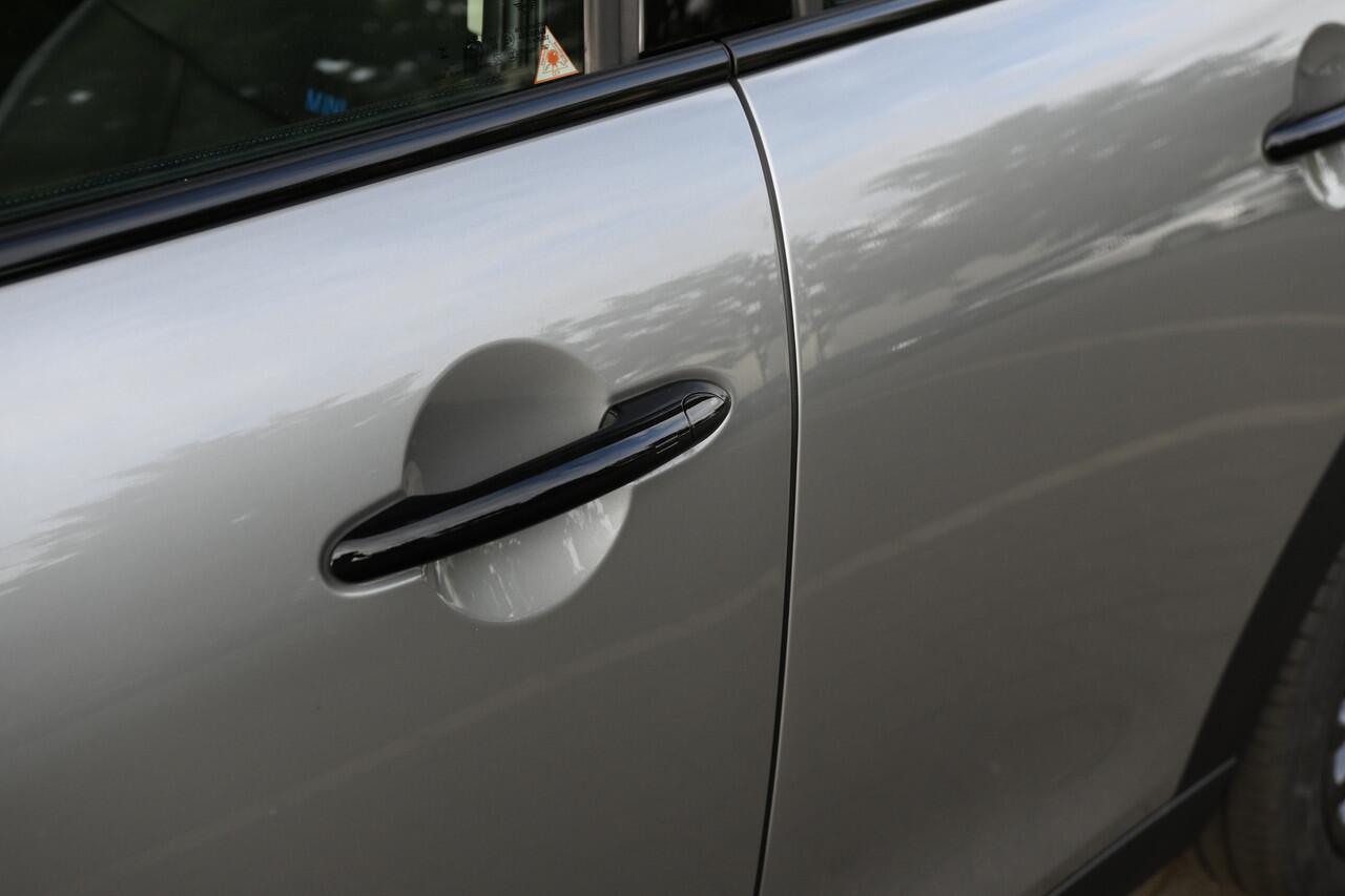 Mini COOPER Hatchback C Automaat / Classic / Pakket S / 17 inch U-Spoke grey