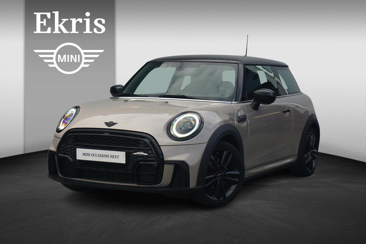 Mini COOPER 3-deurs John Cooper Works Uitvoering | 17" | Climate Control | Led | Adaptief onderstel