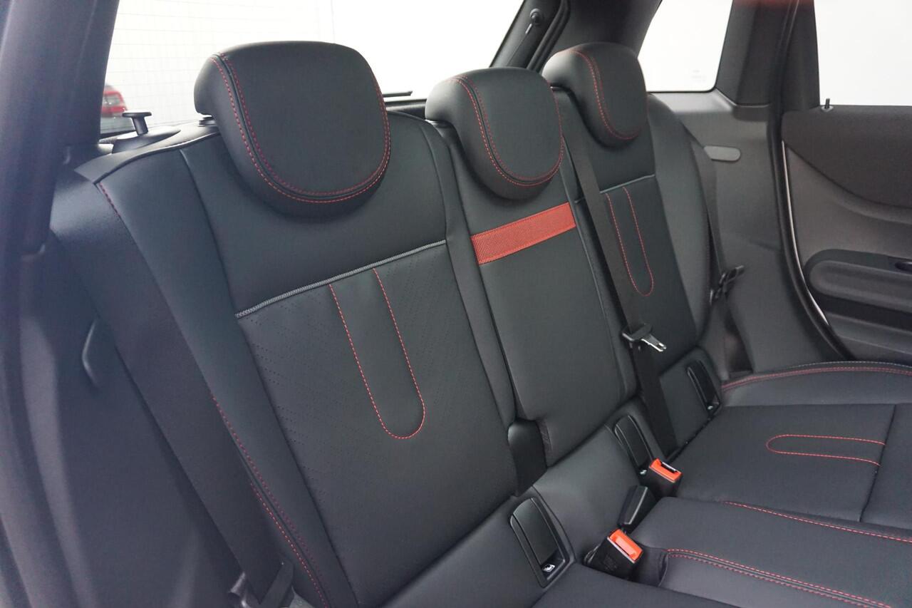 Mini COOPER 5-deurs C | John Cooper Works Trim | Pakket XL | Harman Kardon | Elektrische Voorstoelen | Driving Assistant Plus | Head-Up Display | Panoramadak | Comfort Access