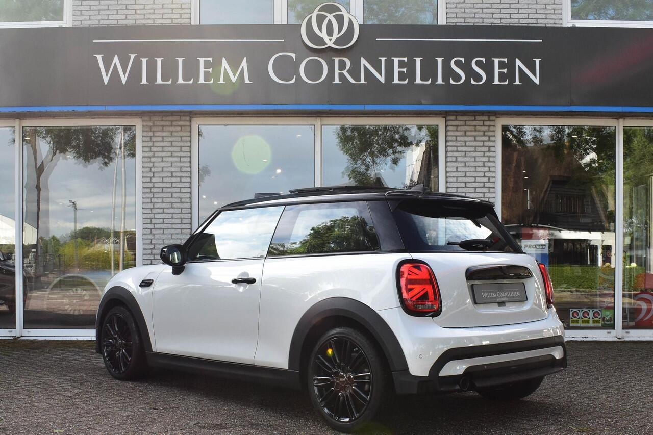 Mini COOPER Mini 1.5 Camden Pano Leder Camera Navi Harman/Ka