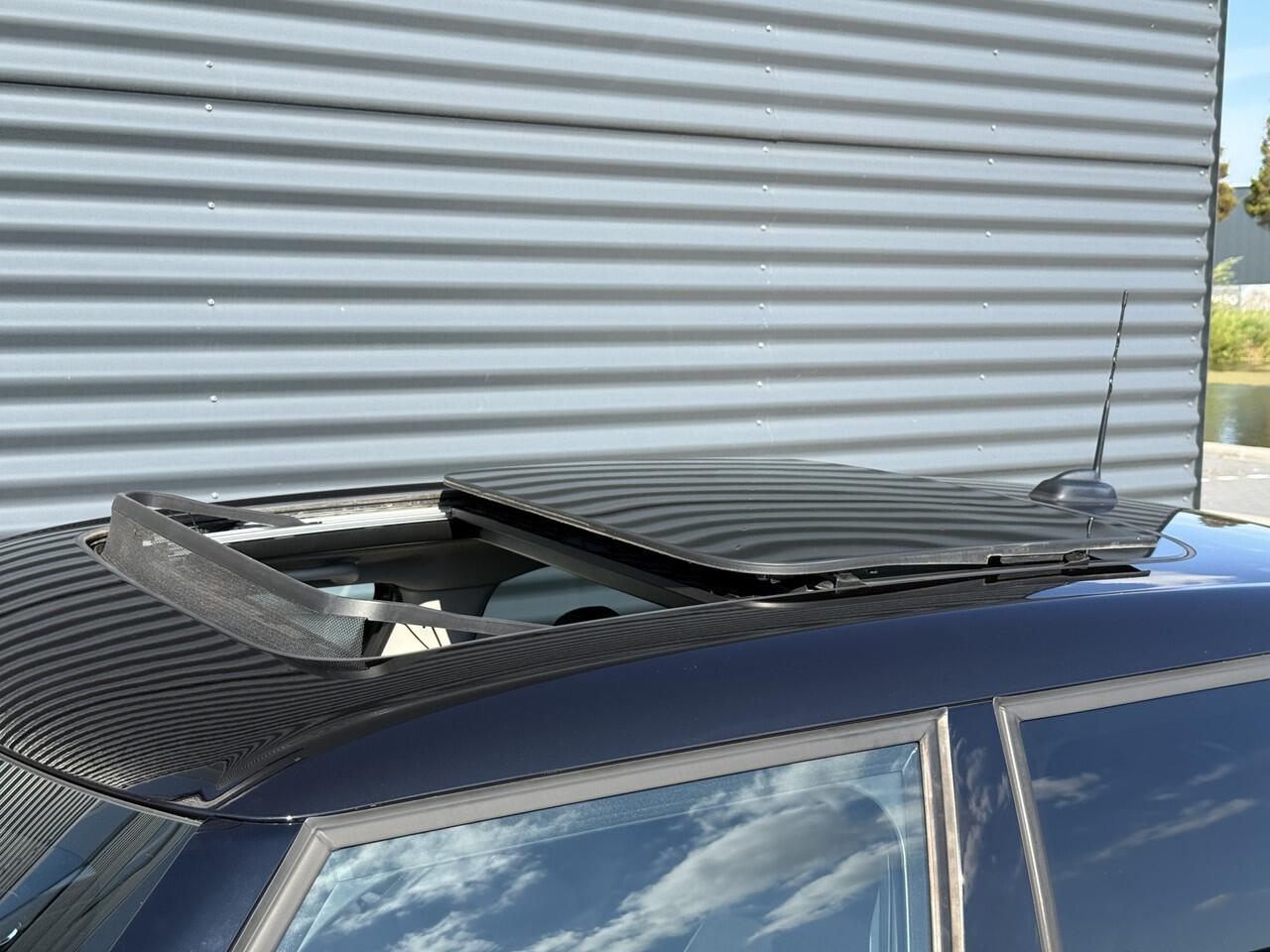 Mini COOPER Mini 5drs 1.5 Pano/Camera/Leder/Apple