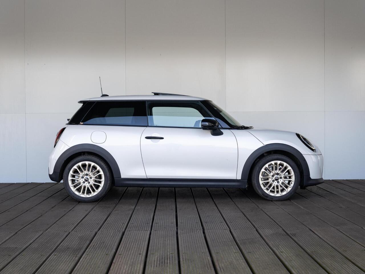 Mini COOPER 3-deurs C Favoured Trim + L Pakket