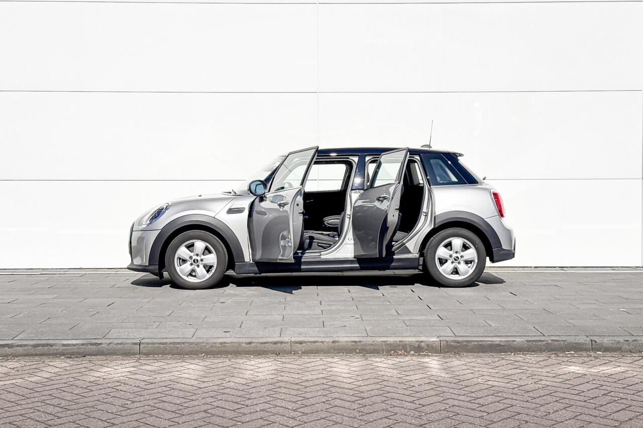 Mini COOPER 5-deurs Essential