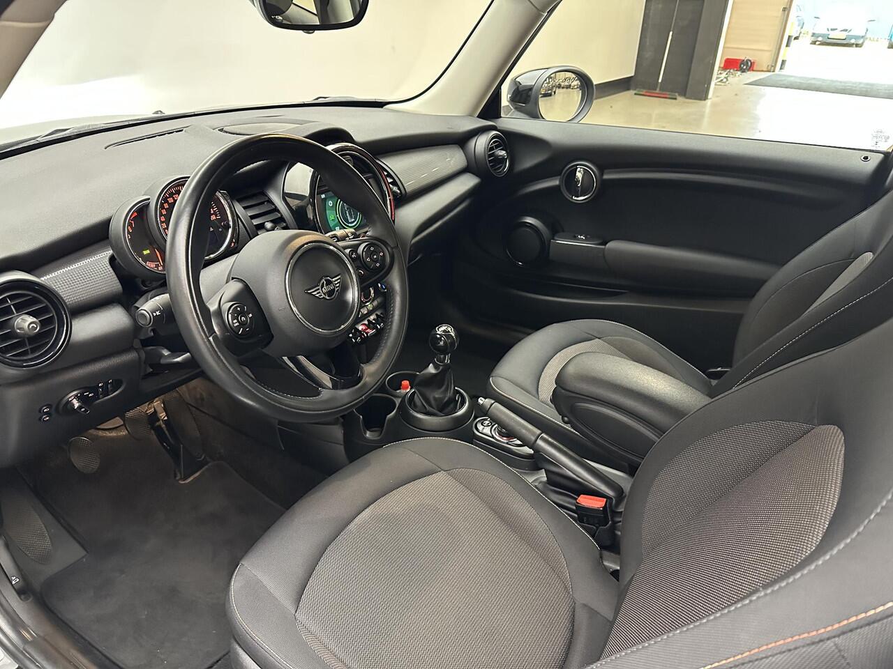 Mini COOPER Mini 1.5 Salt Lm Velgen | Cruise | Navigatie | NL Auto | Dealer onderhouden