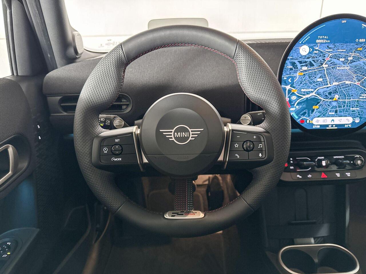 Mini COOPER 5-deurs 1.5 Cooper C John Cooper Works | Glazen panoramadak | Pakket XL