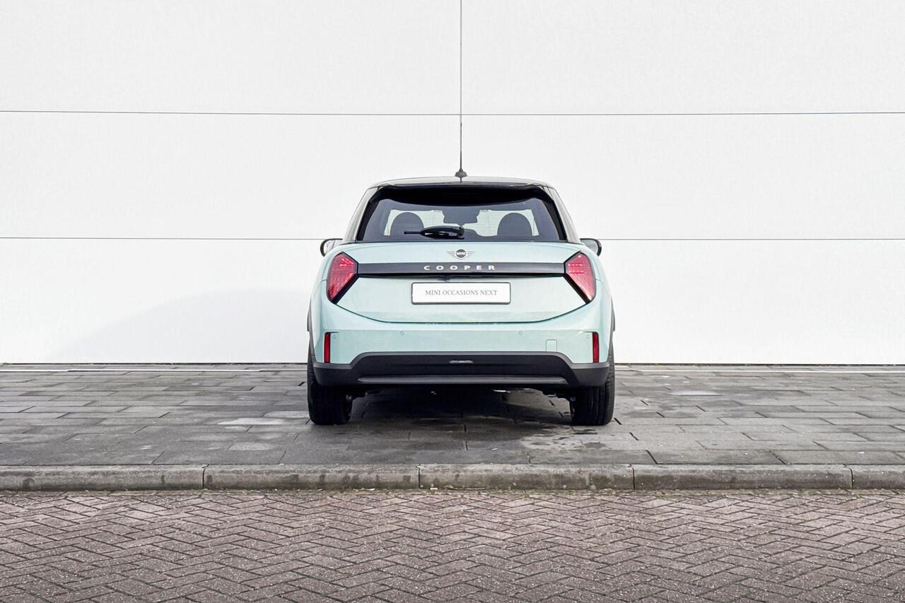 Mini COOPER 5-deurs 1.5 Cooper C Classic S