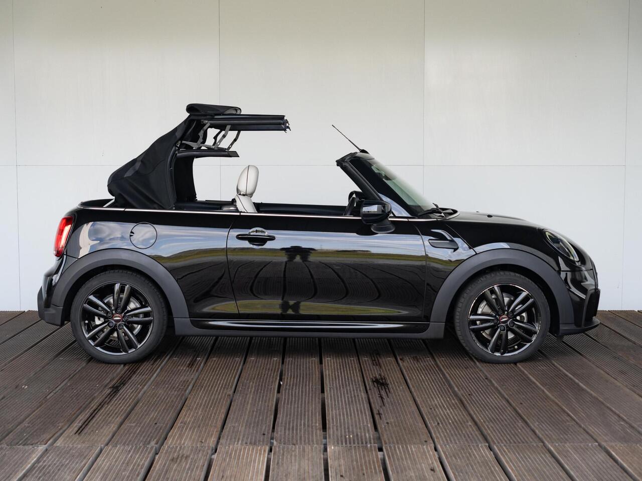 Mini COOPER Cabrio Aut. JCW pakket + Chester leder + Comfort Plus