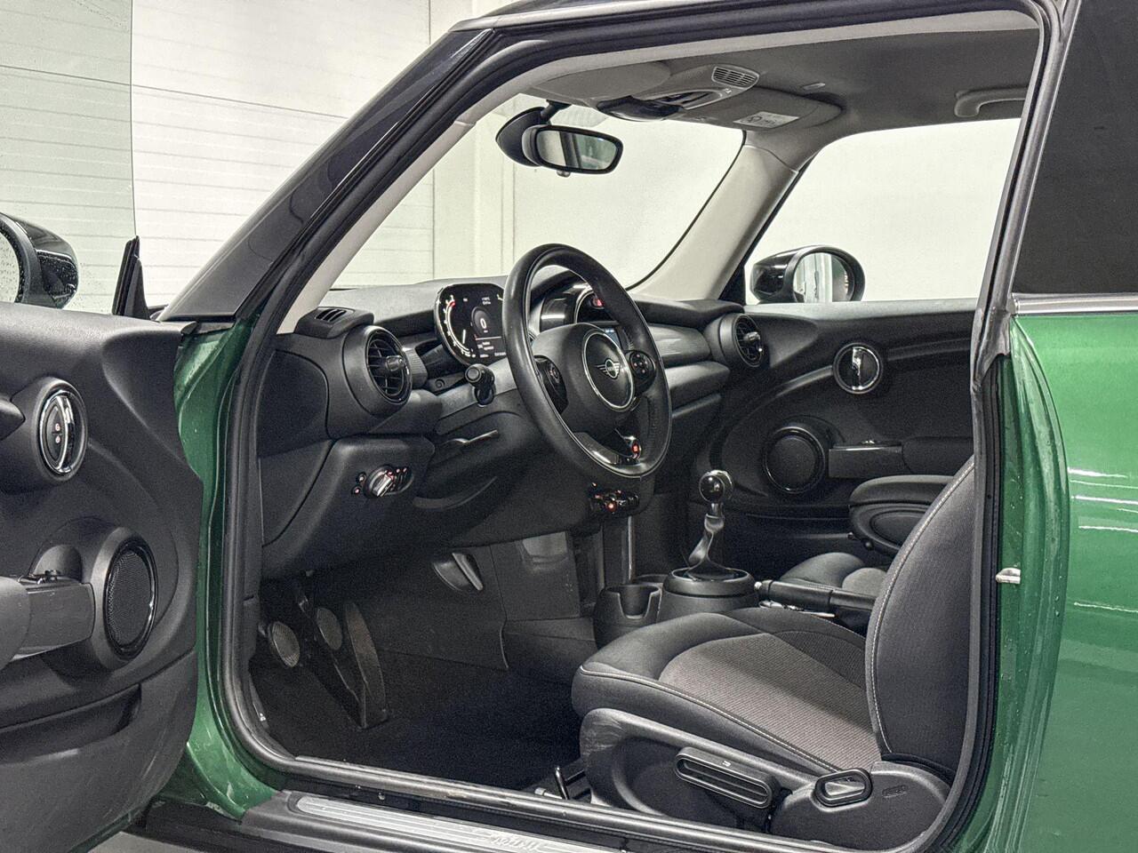 Mini COOPER 3-deurs Chili | Park Distance Control | AppleCarplay | Comforttoegang