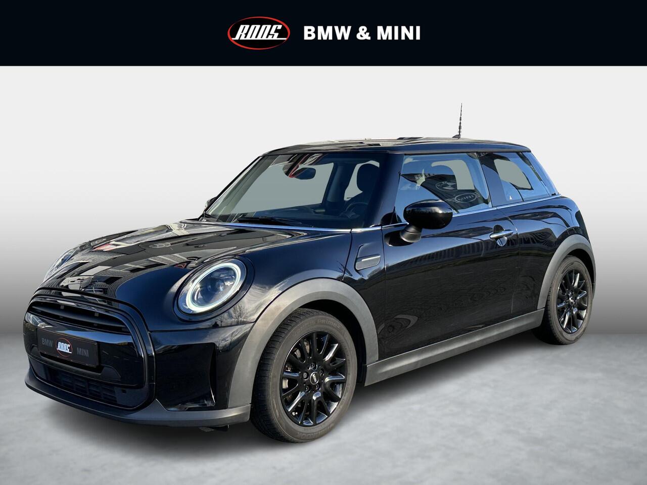 mini-cooper-1.5-essential-grote-nav
